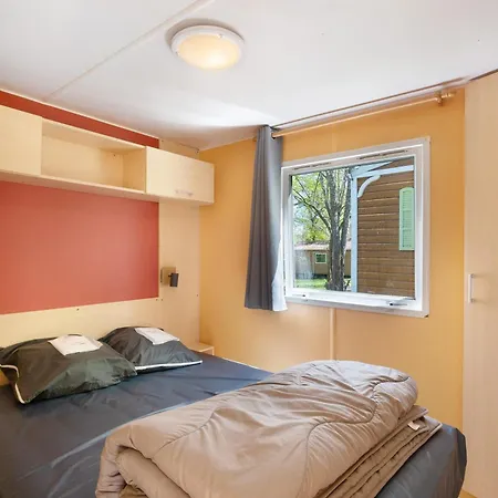 Tatil Evi Mobilhome Albizia 4 P Climatise Saint-Martial-de-Nabirat